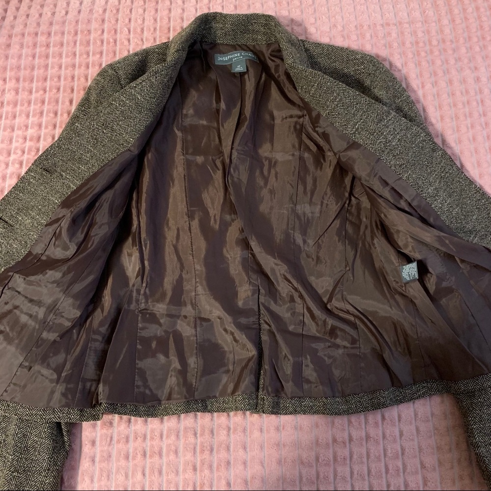 Blazer - Picture 3 of 8